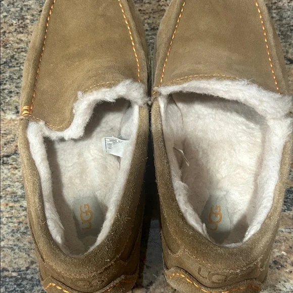 UGG Men's Brown Suede Slip-Ons - Picture 5 of 6
